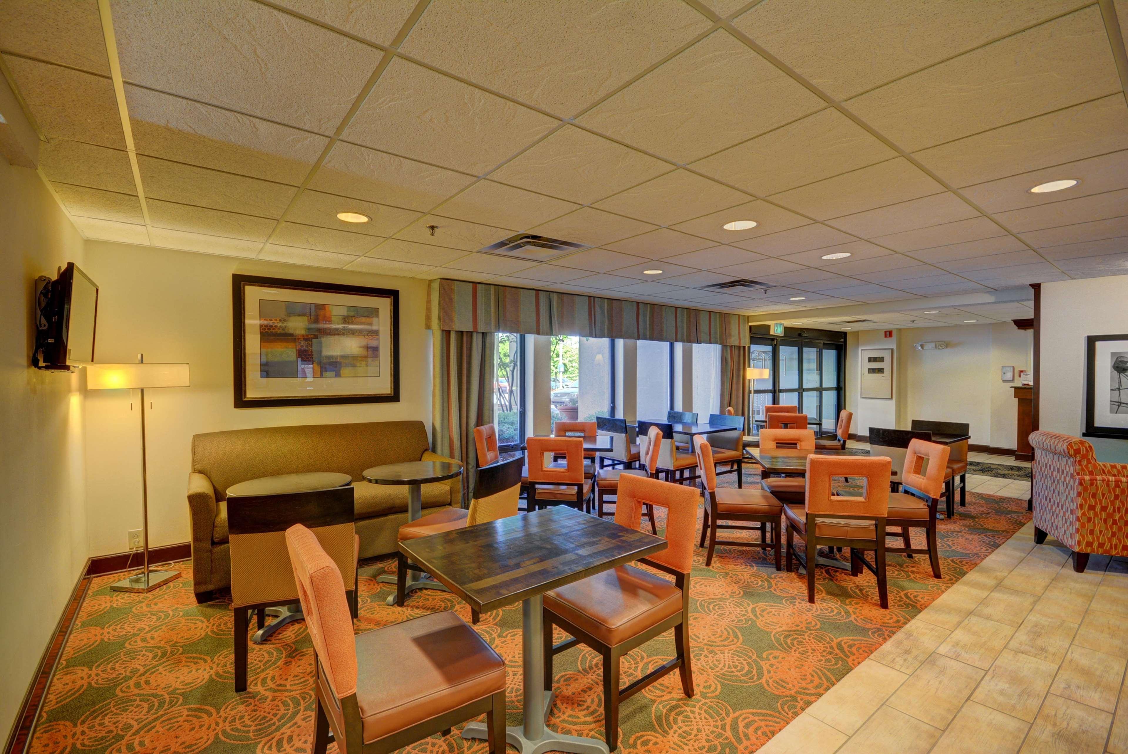 Hampton Inn By Hilton Indianapolis-South Southport Exterior photo