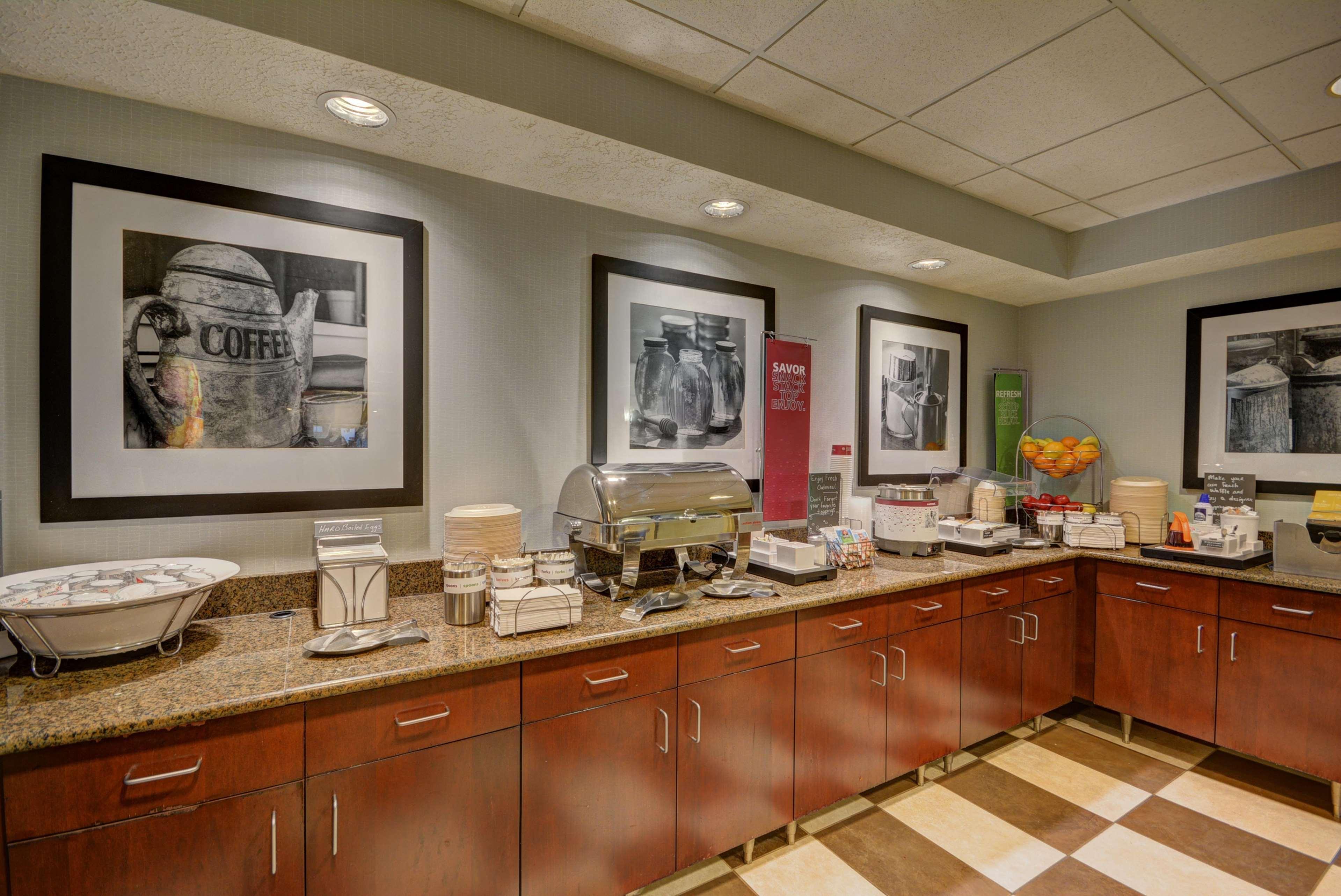 Hampton Inn By Hilton Indianapolis-South Southport Exterior photo
