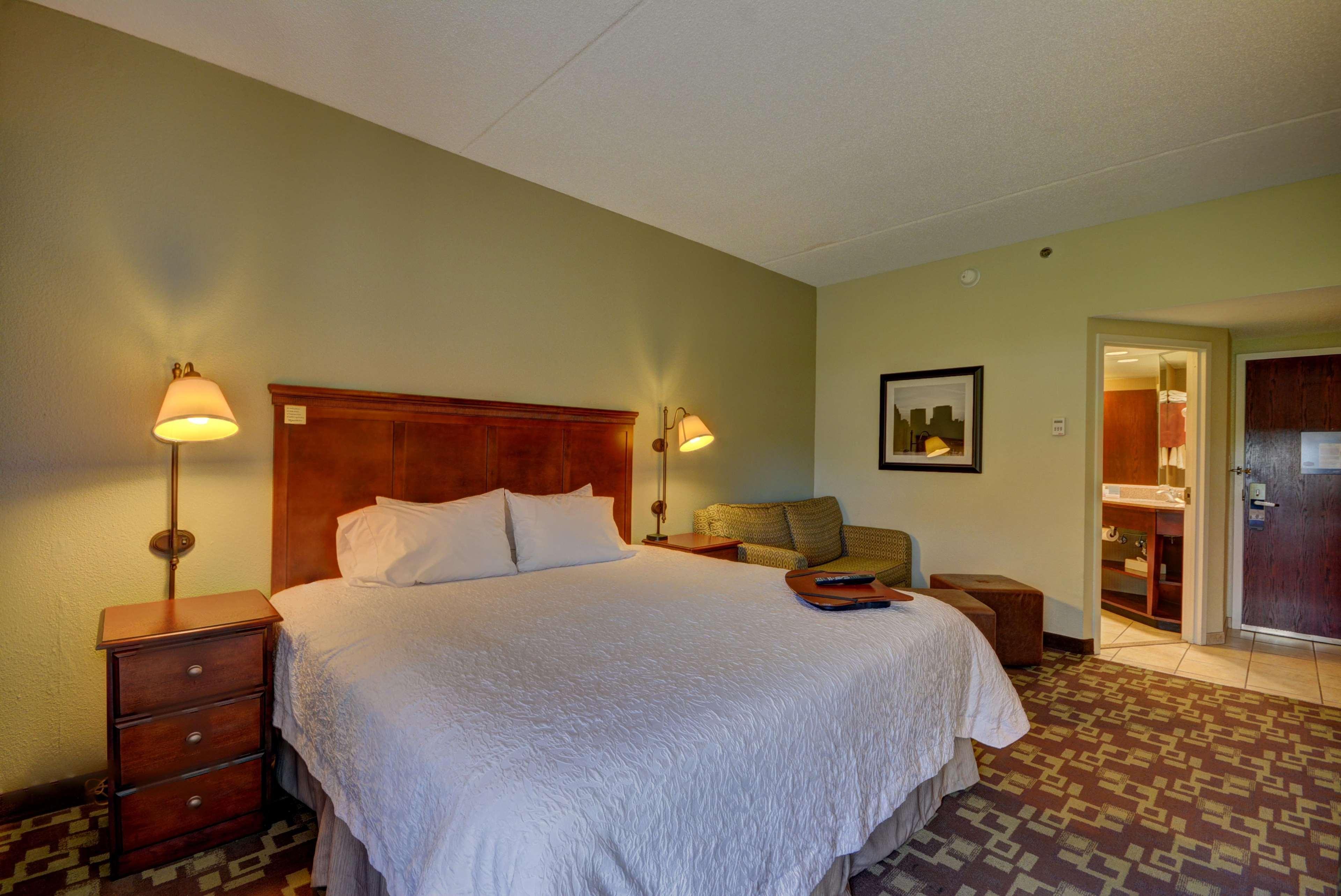 Hampton Inn By Hilton Indianapolis-South Southport Exterior photo