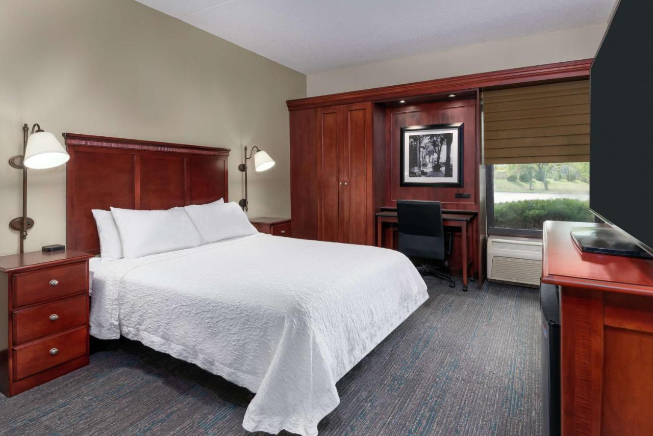 Hampton Inn By Hilton Indianapolis-South Southport Exterior photo
