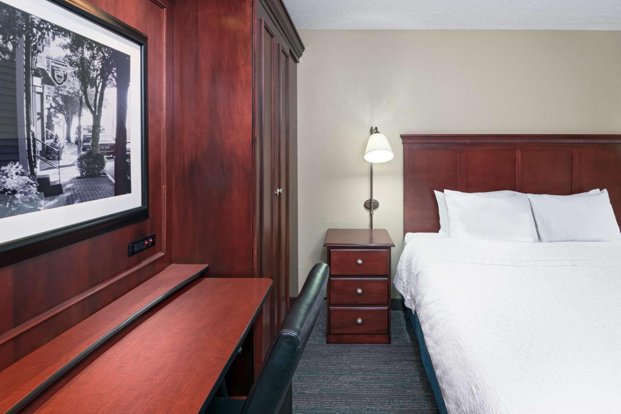 Hampton Inn By Hilton Indianapolis-South Southport Exterior photo
